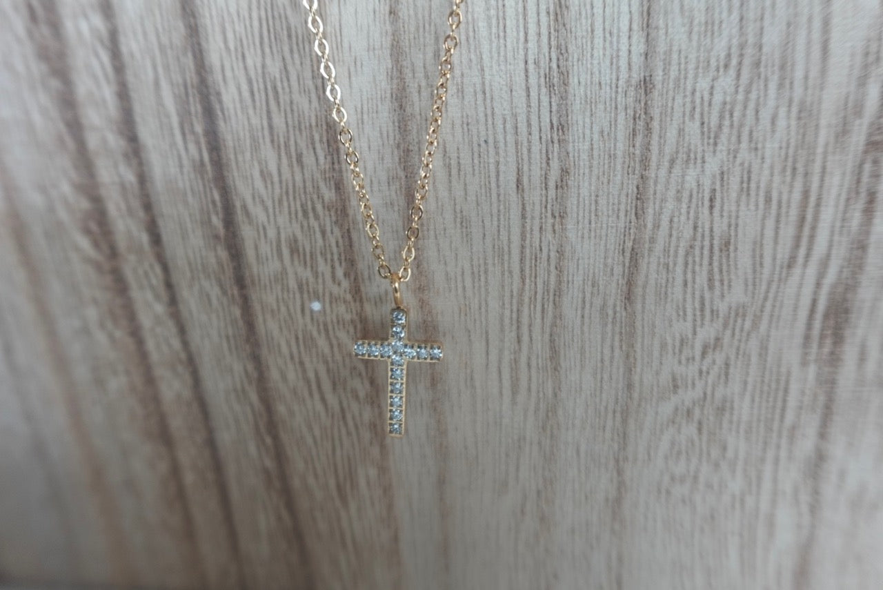 Emy Cross Necklace