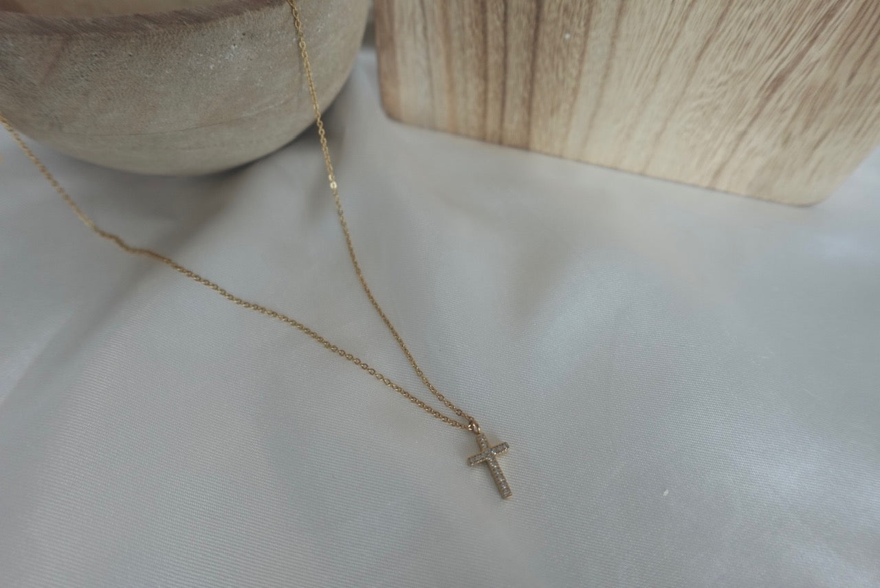 Emy Cross Necklace