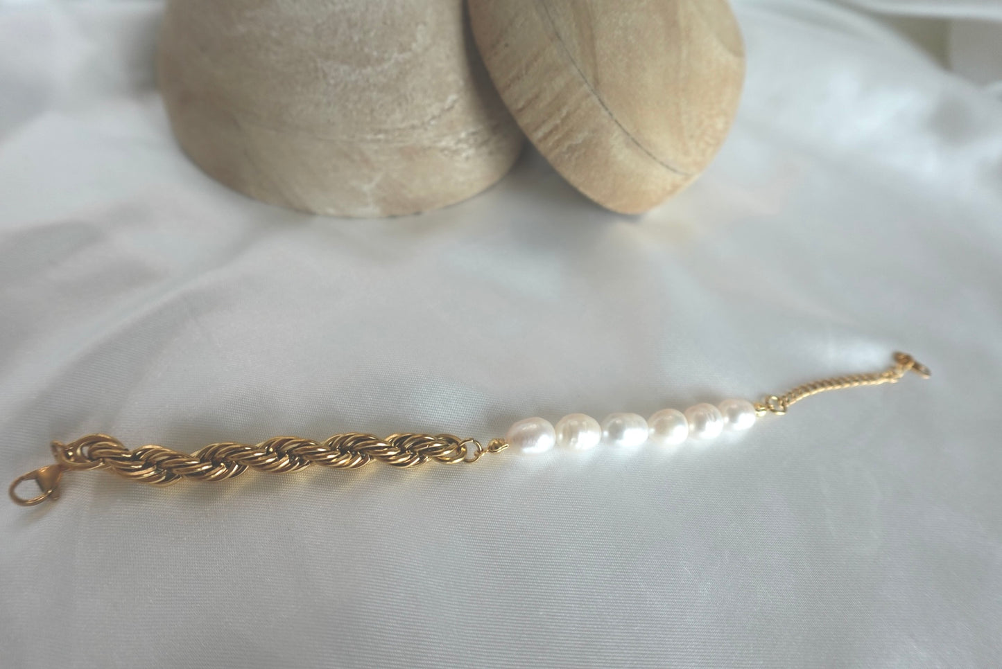 Pearl Bracelet